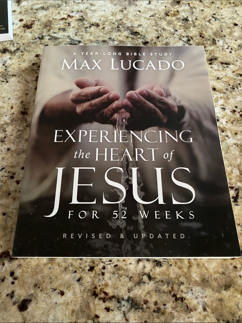Max Lucado "Experiencing the Heart of Jesus" Bible Study Book - Black/Gray